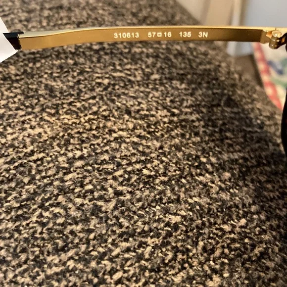 NWT Michael Kors ladies sunglasses - Picture 3 of 5
